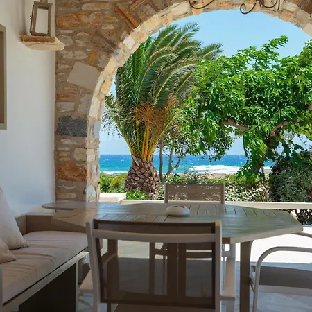 Golden Sea Villa *